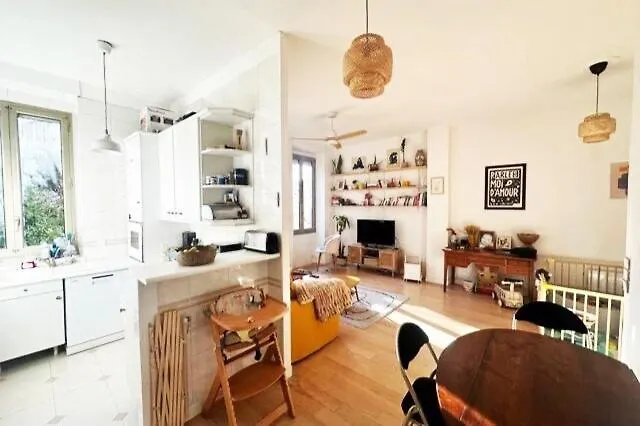 Joli Nid Lumineux Ideal Famille, La Plaine Cours Ju Marseille Frankrig